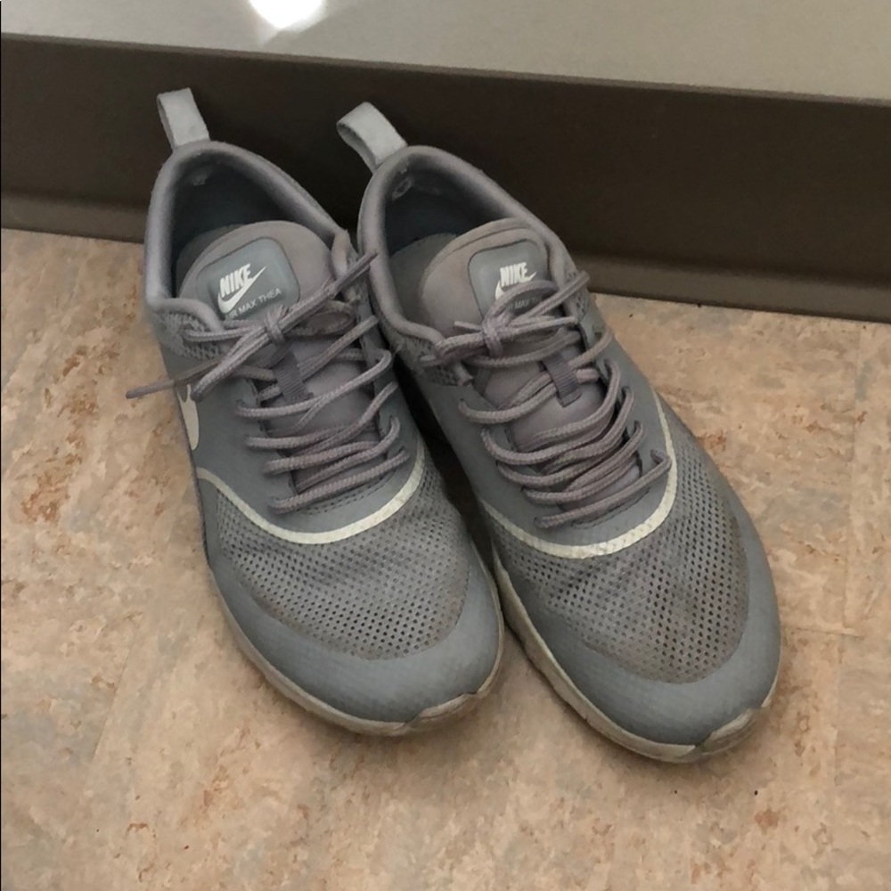 Nike Thea air max